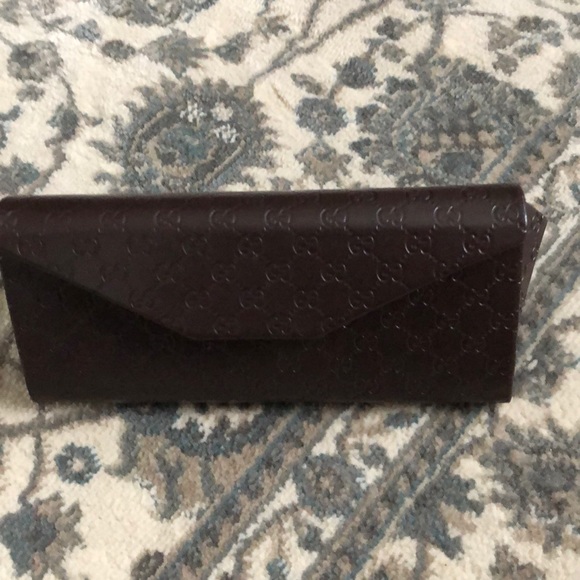 Authentic Gucci - Picture 9 of 10